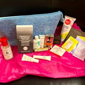 NIB- ULTA SAMPLE SET WITH BLUE BAG. 16 pieces!